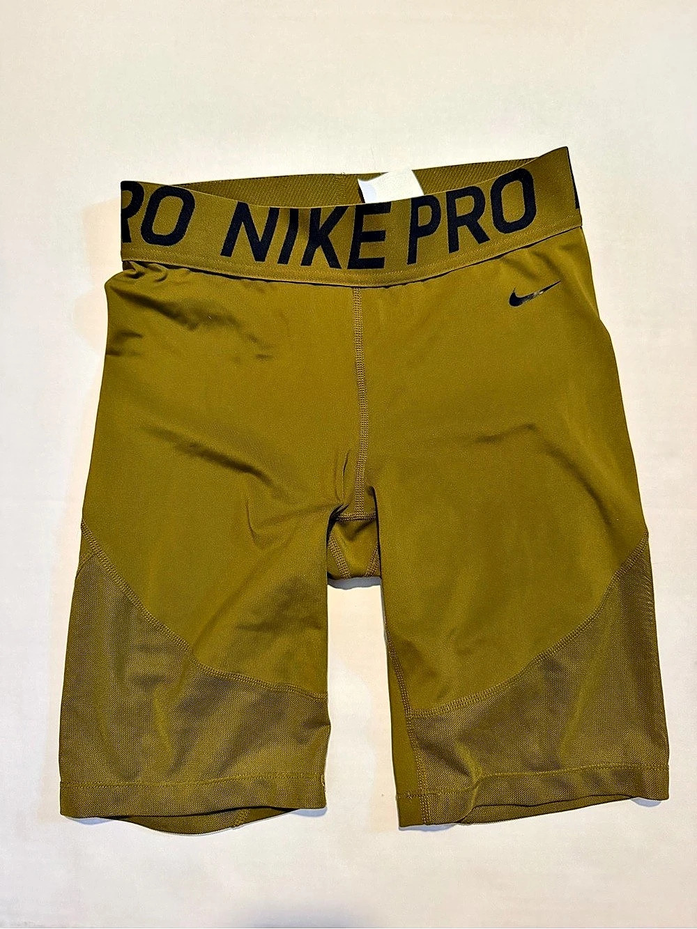 Nike Pro Dri-FIT Athletic Shorts in Green Size Medium